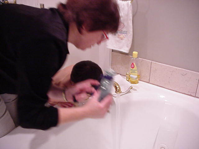 Some leftover Christmas images and the Katz/Dunner bath